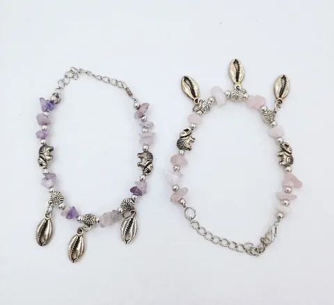 Pulseras con conchas de caurí