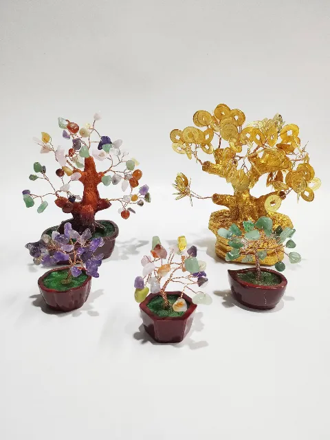 Árboles de cuarzos y monedas chinas