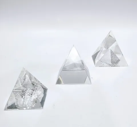 Pirámides de Cristal